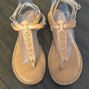 American Eagle Tan Sandals w/Cut-Out Detail Sz 9